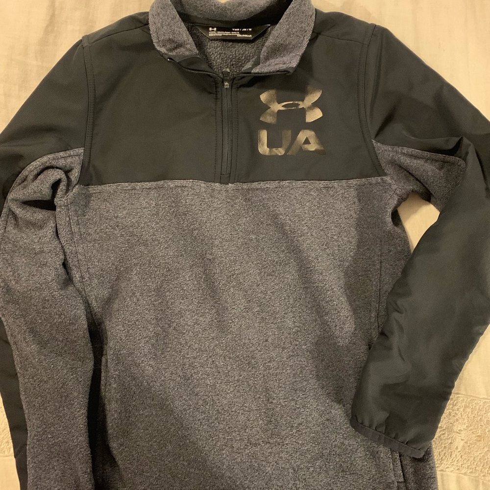 Under Armour pull over